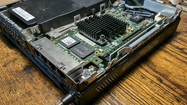 Custom router mini pc 4 port nic build